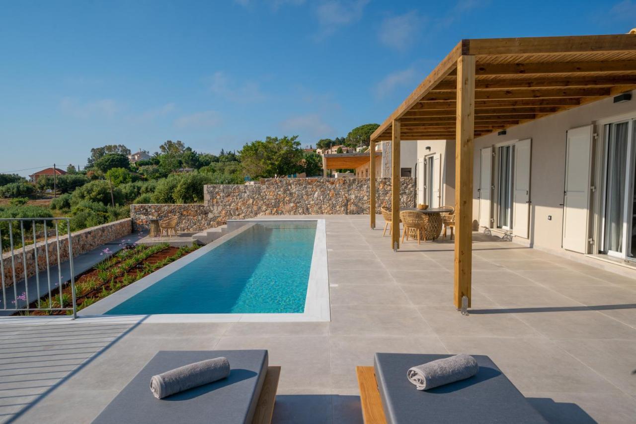 Summer Breeze Villa Tzamarelata Kültér fotó